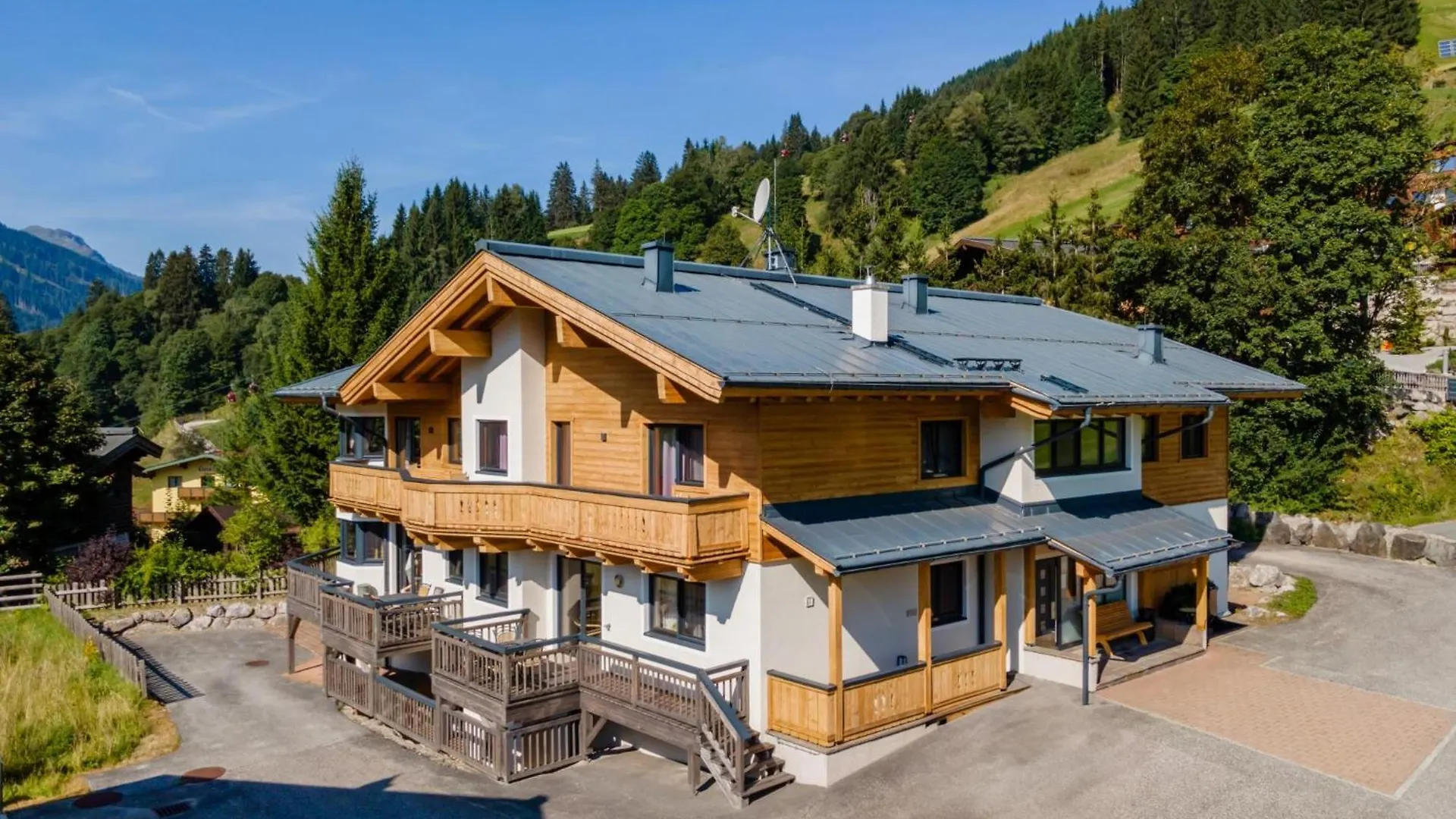 Traumlage Ski In - Ski Out Saalbach-Hinterglemm Austria